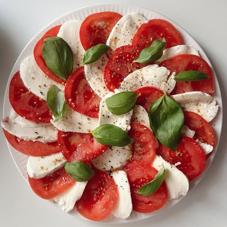caprese salatası