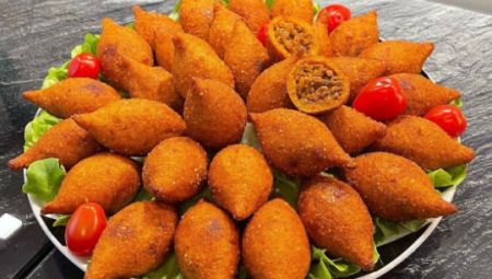 İçli Köftenin yanına ne gider ? ( Birçok lezzet )